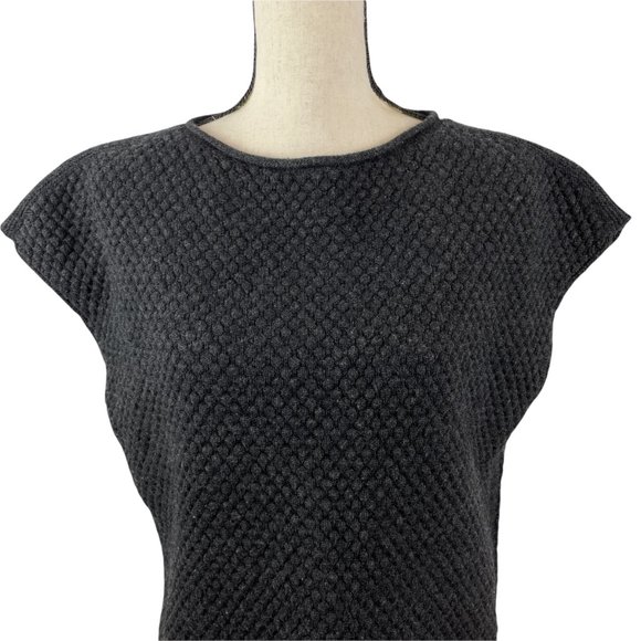 LAFAYETTE 148 NEW YORK 100% CASHMERE SLEEVELESS BOXY SWEATER TOP SIZE P US 0/2 - Picture 2 of 10